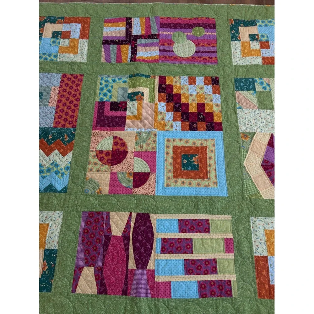 Vtg Handmade‎ Patchwork Quilt Granny Square patchwork embroidered Floral 60x52